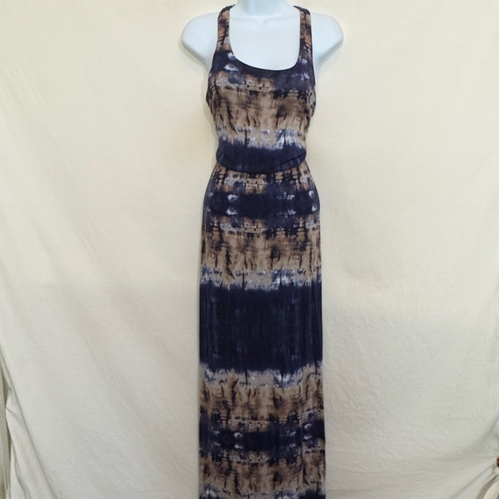 C-134 Wanna B Tan & Blue Racer Back Elastic Waist Maxi Dress‎ Size M